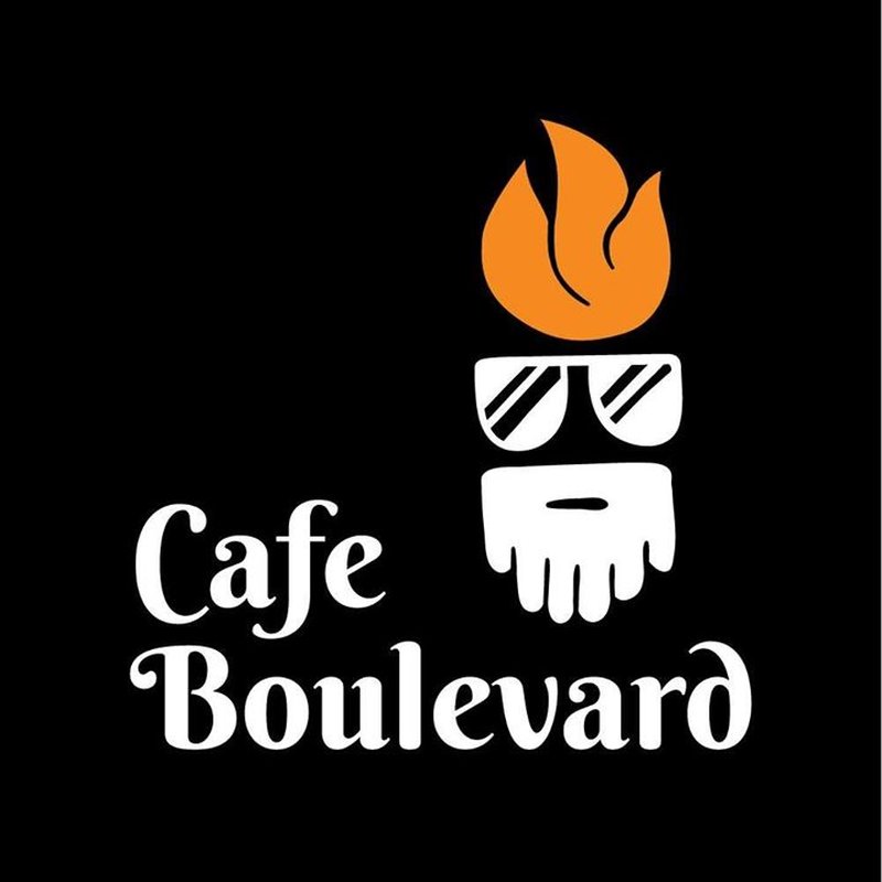 Boulevard Cafe